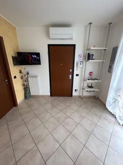 Apt Genny - Somma Lombardo Apartamento Exterior foto